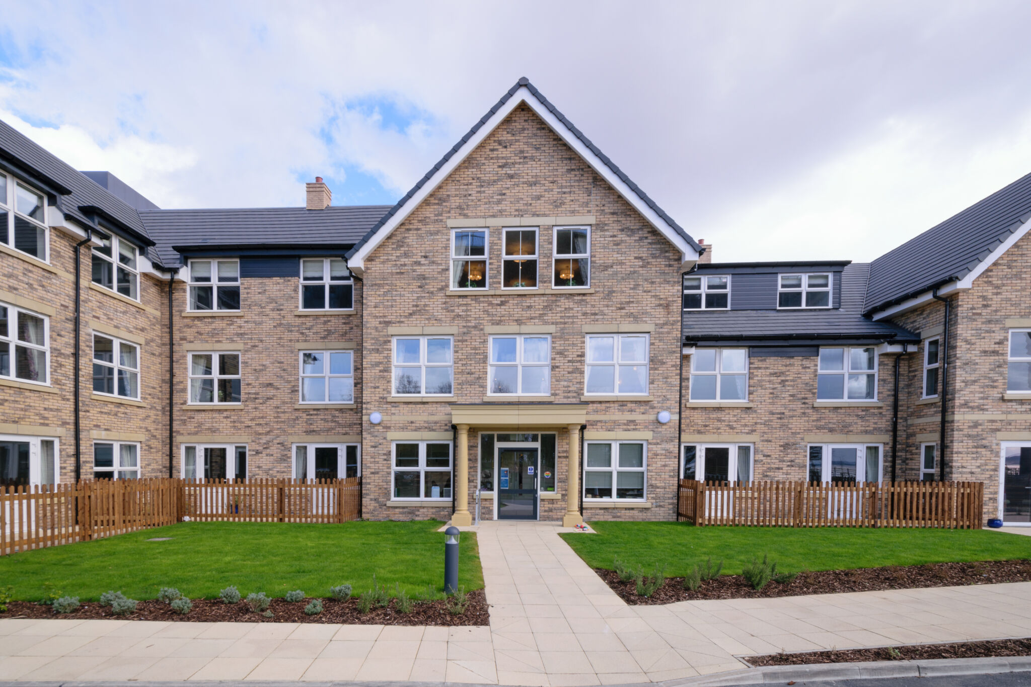 Looking for residential or dementia care in the Hessle area, take a look at St Mary's Riverside Care Home on the Humber foreshore