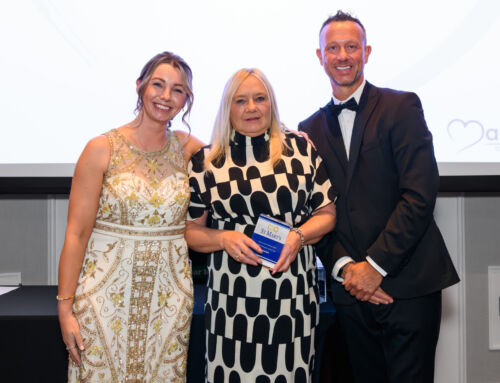 Joy Puckering Awarded Prestigious Hull Home Manager of the Year at Glittering Awards Ceremony!