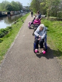 Shipley Manor residents took advantage of the beautiful weather with a leisurely walk along the nearby Leeds Liverpool canal.