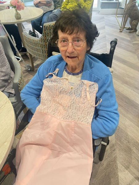 We had a wonderful visit from Briony of the Marks and Spencer’s archive at Hutton Manor Care Home in Pudsey.